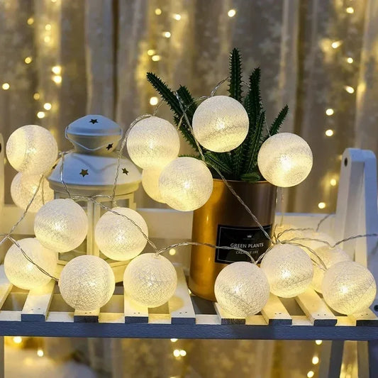 20LED Cotton Balls String Lights - Decoration for Indoor & Outdoor