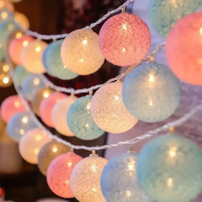 20LED Cotton Balls String Lights - Decoration for Indoor & Outdoor